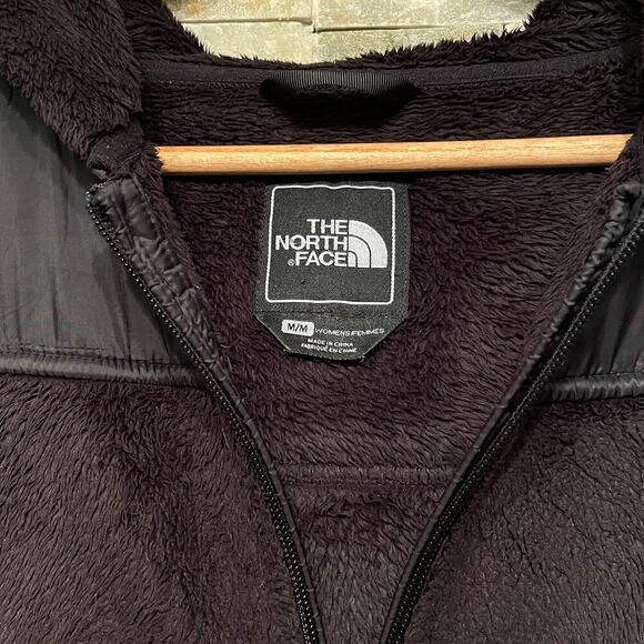 The North Face Oso Hoodie Women’s M | Soft Fuzzy Fleece Jacket Black Nylon Trim - Picture 2 of 10